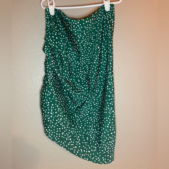 Asymmetrical Green & White Patterned Mini Skirt - Picture 2 of 5